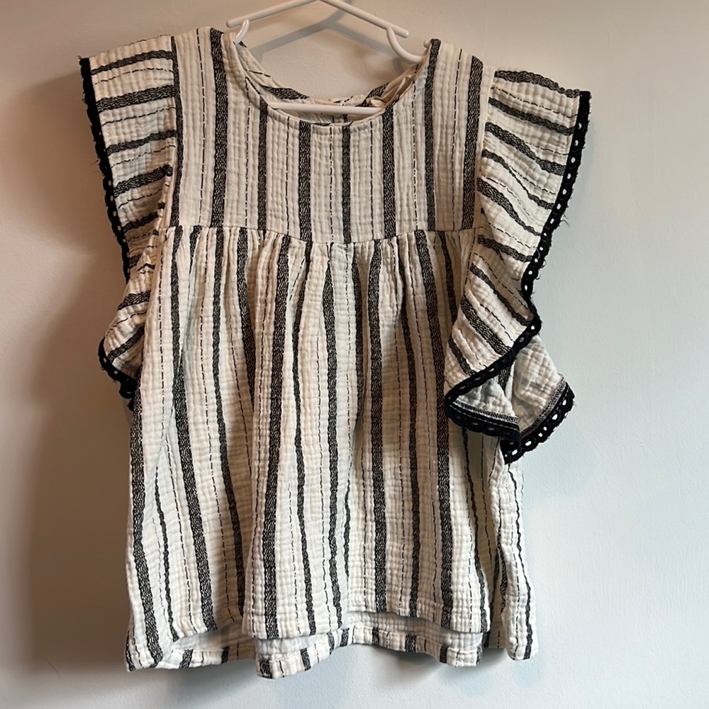 Gauzy girl top